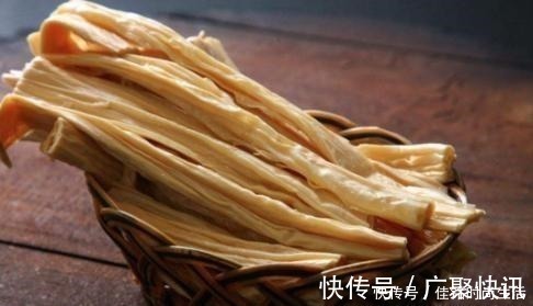 腐竹直接在水里泡就错了,饭店都是这样做,简单方便还筋道