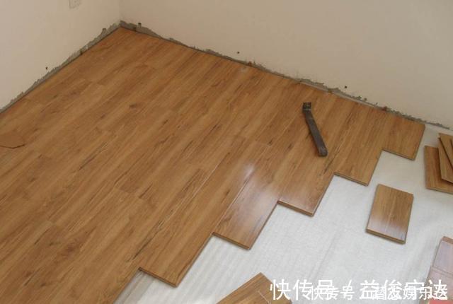 地板|家里不要铺瓷砖和木地板了，现在都流行装这种，防滑又美观