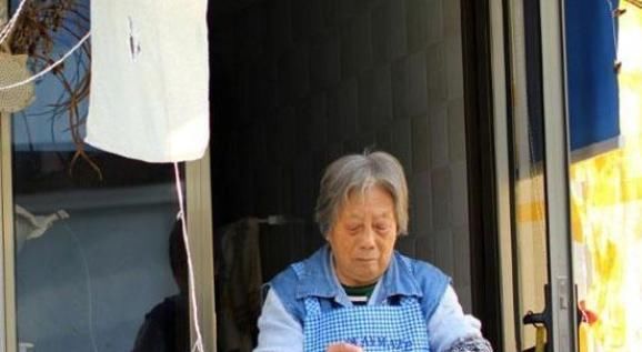 延缓衰老|不显老的女人，身上不会出现五处异常，如果你全有，或许已经老了