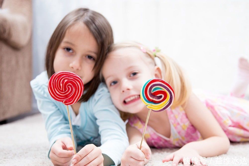 宝宝|宝宝的牙齿护理要上心,乳牙关键时候能“救命”?年轻父母需了解