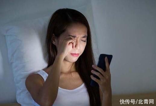 这五类人最容易衰老，尽量让生活规律，少熬夜