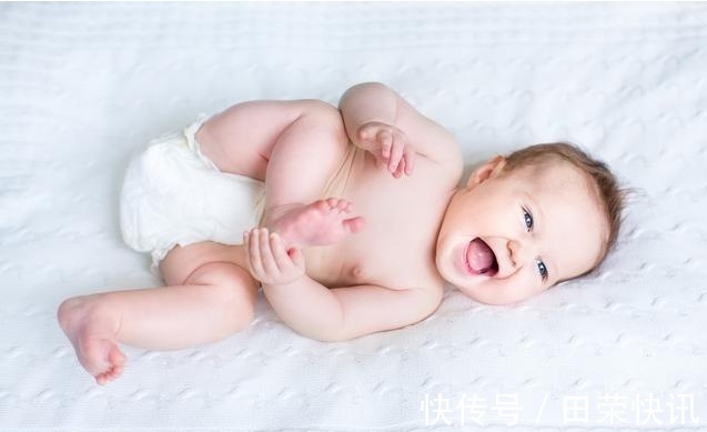 大锯|婴儿四个月非常关键,这样训练才能教出聪明宝宝