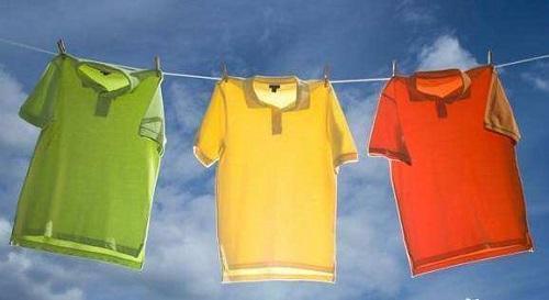 晒衣服要不要翻过来好多人都晒错了，衣服越晒越丑