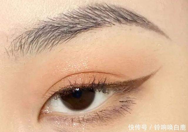 脸型|让你丑的不是身型,是你的搭配