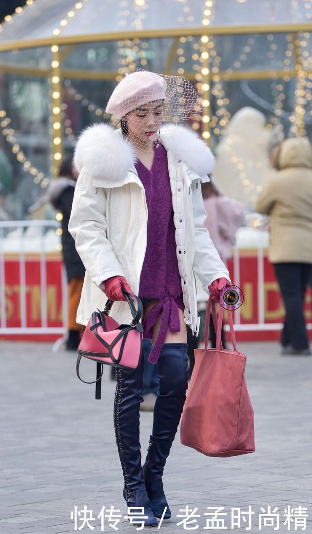 ¶Ì¿ã|½ÖÅÄ£º¶¬ÌìµÄ¸ßͲѥ,ÃÀŮѡÔñ¹ýÏ¥Éè¼ÆµÄ,´îÅä¶Ì¿ã¸üʱ÷Ö¡¢¸üůºÍ