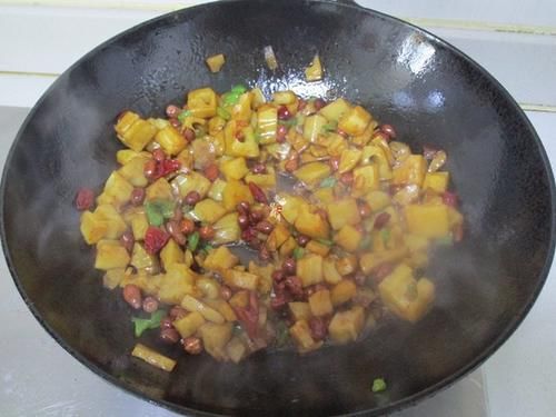 春天进补，鱼和肉都不如它，2块一斤，清爽开胃，大人小孩要多吃