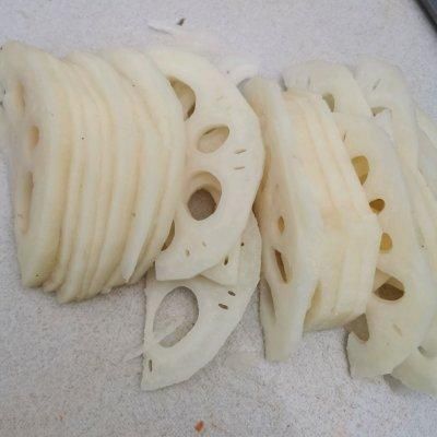 那一碗令人神往的莲藕猪肉饺子