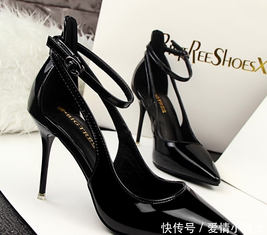 建议|建议大家:高跟鞋就买下面这些款式,搭裤袜,暖美忒时暖