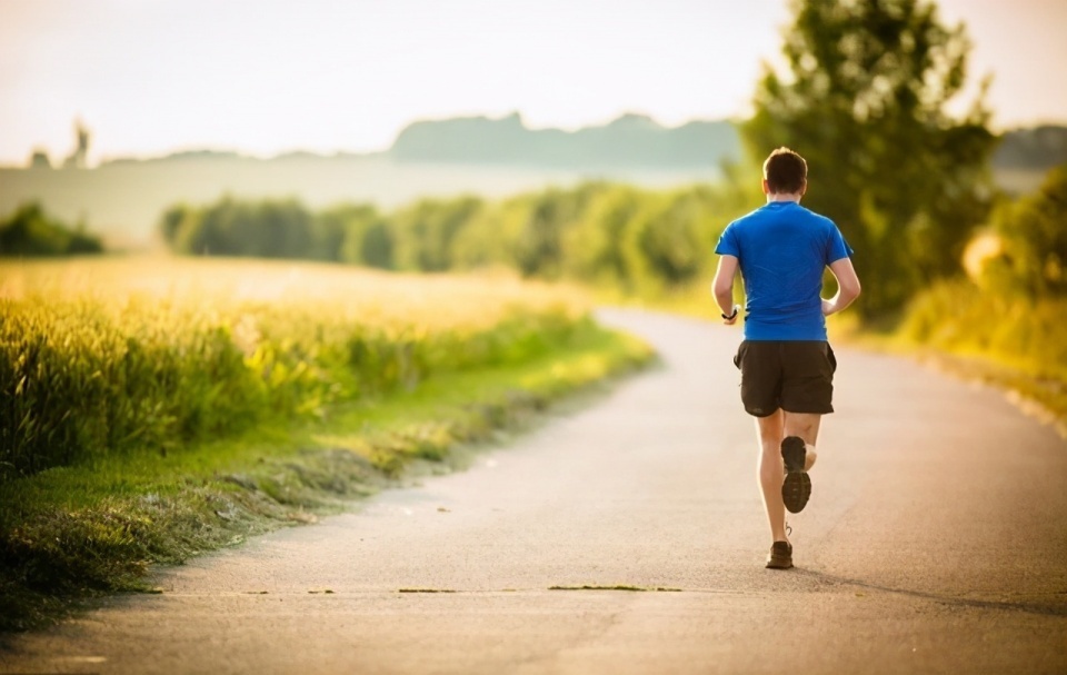 尿频尿急|男人步入衰老期,有4个迹象,若1个没有,恭喜保养得不错