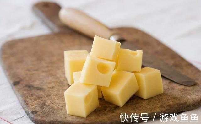 孩子|11岁男童身高172公分,是喝牛奶造就?这2样食物可给娃多