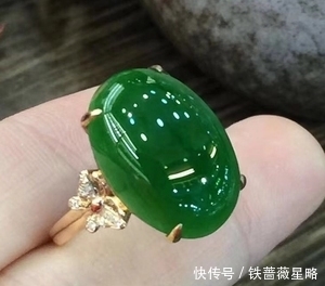 碧玉的价格不断的上涨，我们该如何挑选碧玉呢？