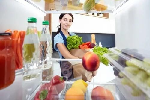 冰箱里放這4種食物，等于給健康埋“雷”，你踩“雷”了嗎？