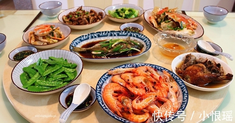 烹调|在家做饭就是实惠，一桌菜花了不到150，在外面吃至少要600块