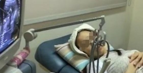 茉丽|妻子总说腹中4个月的宝宝会跳舞,家人起疑,医生幸亏来的及时