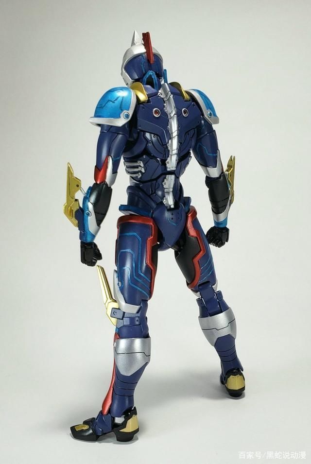 捷德|粉丝自制银河初升钢铁捷德奥特曼模型 毫无违和感 超越官方的专业
