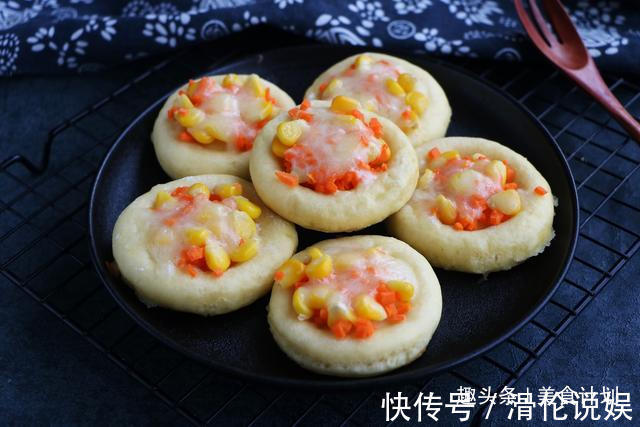 面粉简单新吃法，用杯子一压，早餐好吃又营养，比包子馒头油条强