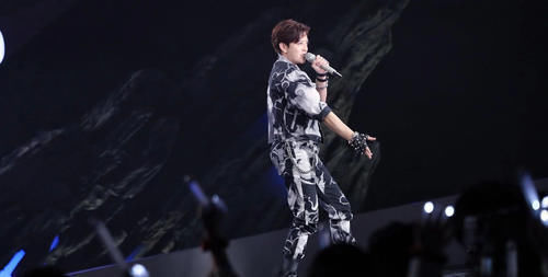 追光吧哥哥 《追光吧哥哥》初舞台得分榜:李汶翰无缘前15,于朦胧第13,榜首是他