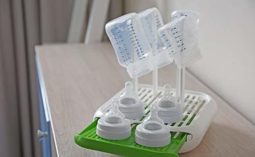 消毒|6个月大的宝宝上吐下泻,查出肠胃炎,医生:别光用开水烫奶嘴了