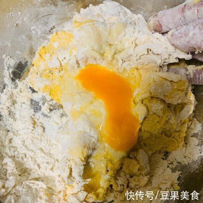 醒发|明天要上班,今天吃大餐手工玉米面馒头