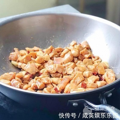 适量|蒜香鸡胸肉的做法