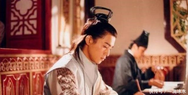 因相貌丑陋,皇上将状元给了别人,最后他起义推翻王朝!