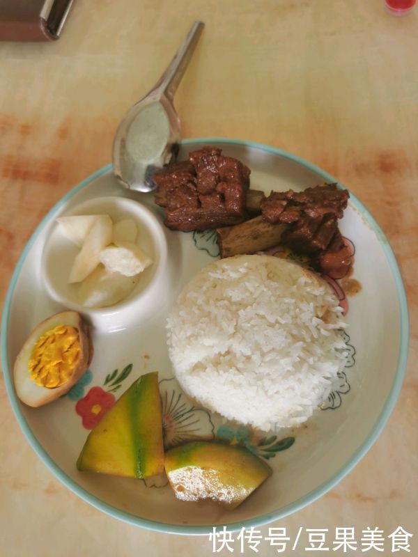 排骨|简单几步做好一盘家常～酱排骨盖饭，快速搞定一餐饭