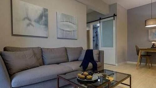 邻居家|客厅和阳台要不要做隔断?看完邻居家装修,后悔我家装早了