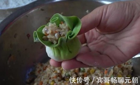 早餐就爱如此吃，简单卷一卷，松软香甜，比馒头香，越嚼越好吃