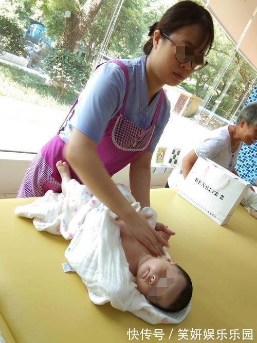 新生儿|新生儿全身包裹“奶油”,陪产爸爸看到后大哭,医生:可喜可贺