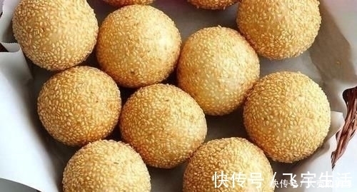 想吃麻团不用买，1碗糯米粉就能做，个个金黄酥脆，好吃停不下来