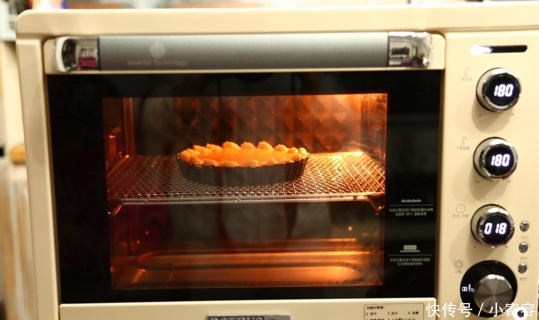 一块南瓜,一杯面粉,比蛋糕好吃,比披萨还香,新手也零失败!