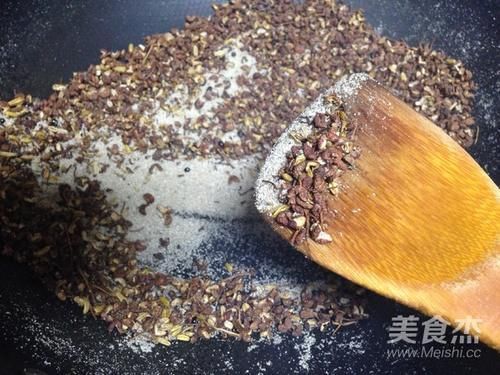 活了50年才知道，它是失眠的天敌，睡前喝点，一夜不打鼾睡得香