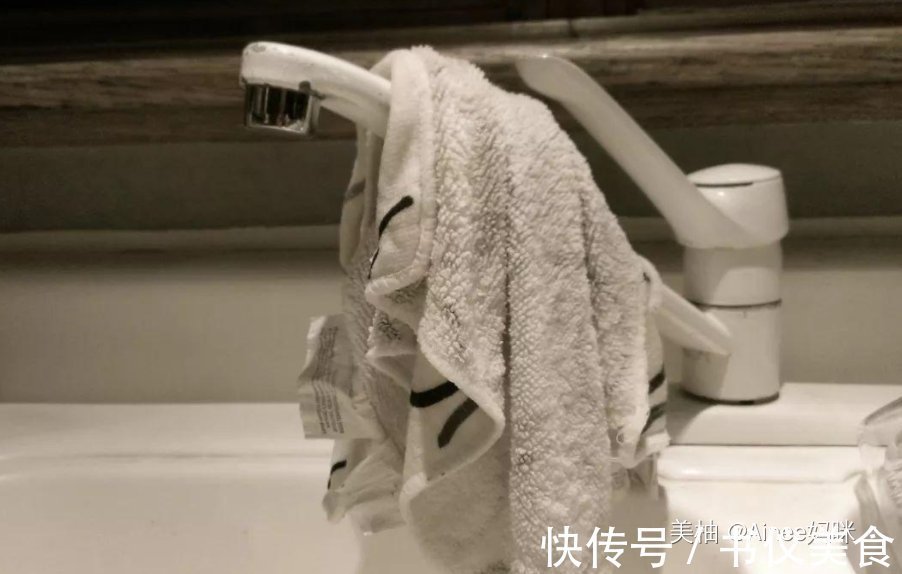 衣物|亲戚送来“二手衣”,宝妈笑呵呵地收下后,转头就把它当成了抹布