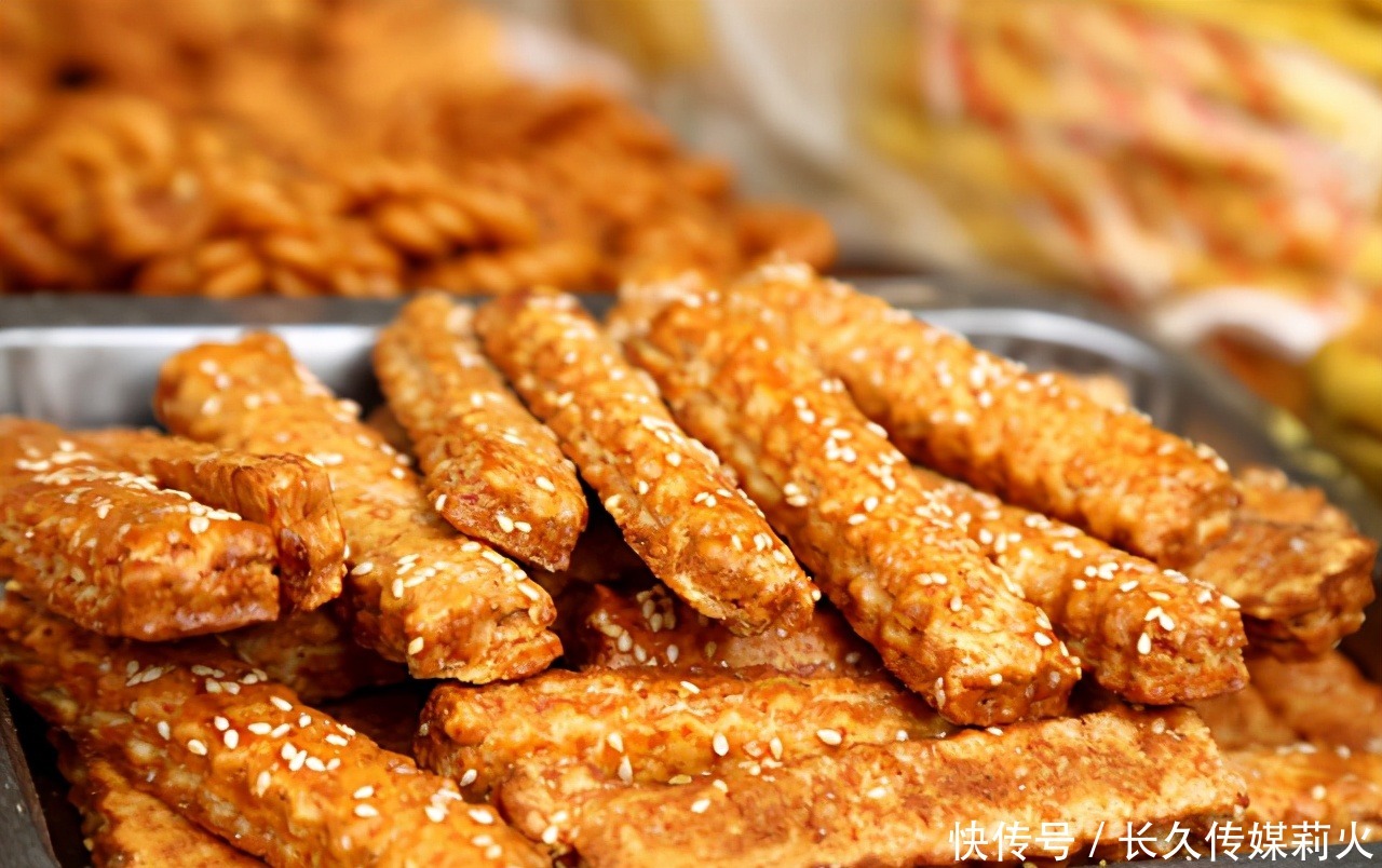 中国人都吃得津津有味，老外们却避之不及，这些美食你都吃过吗？