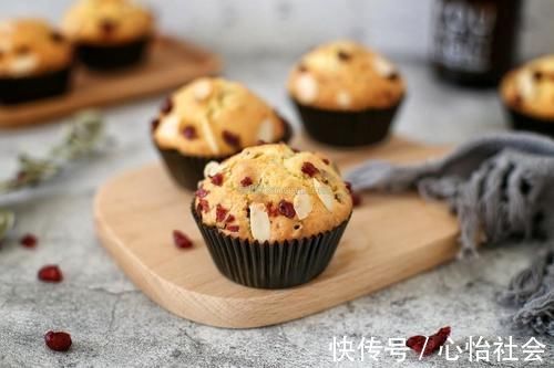 有了这个方子,你再也不会去买蛋糕了,香甜细腻得一塌糊涂巨好吃