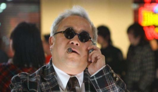  /p> p>导演的作品有《72家租客》,《光辉岁月