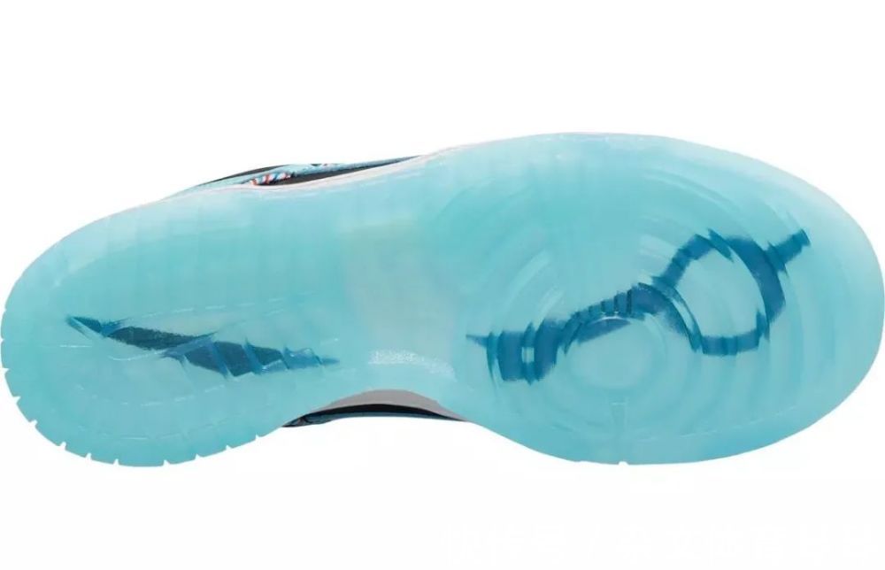 Dunk Tony 老师必入!“发廊”Dunk 新配色来了!金色剃刀超帅!