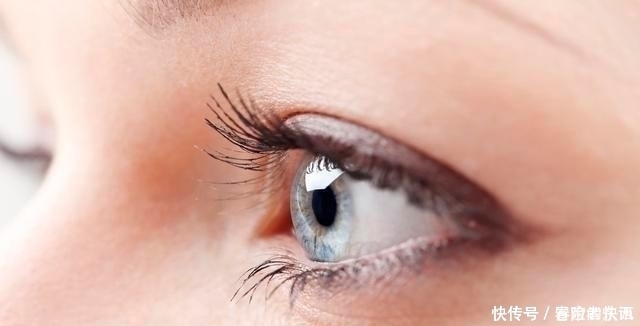 睡前10分钟的护肤比去美容院更有用，记住3点让你的皮肤更白嫩