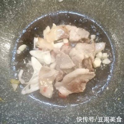 好吃|手把手教你做超好吃的五花肉烩白菜
