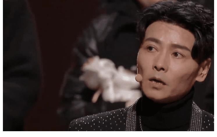 綜藝《披荊斬的哥哥》，因版權問棘題，選曲并不自由