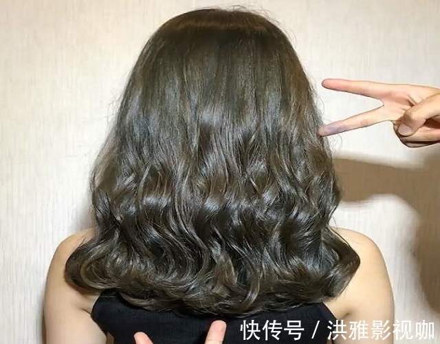 直发|45岁烫小卷不老,反而年轻5岁,比直发强10倍!头发稀少必备