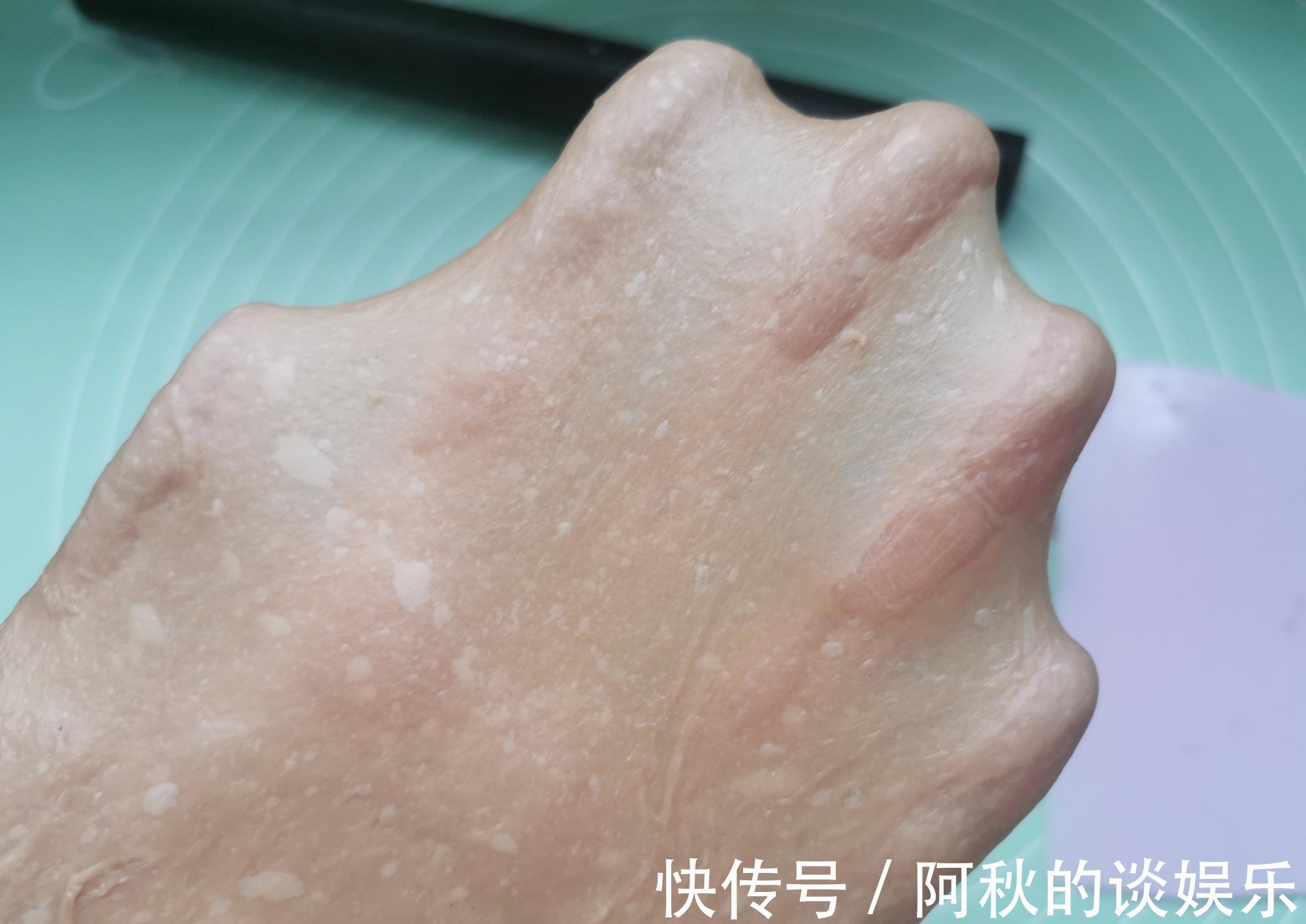 面包|私房爆款!超人气巧克力脆脆面包,香味浓郁,自己做真材实料