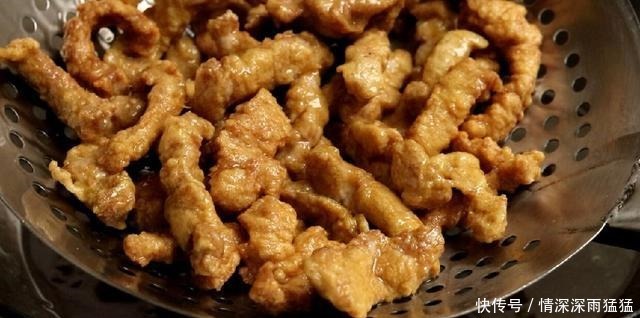 糖醋里脊的家常做法,学会挂糊技巧和糖醋比例,一锅都不够吃