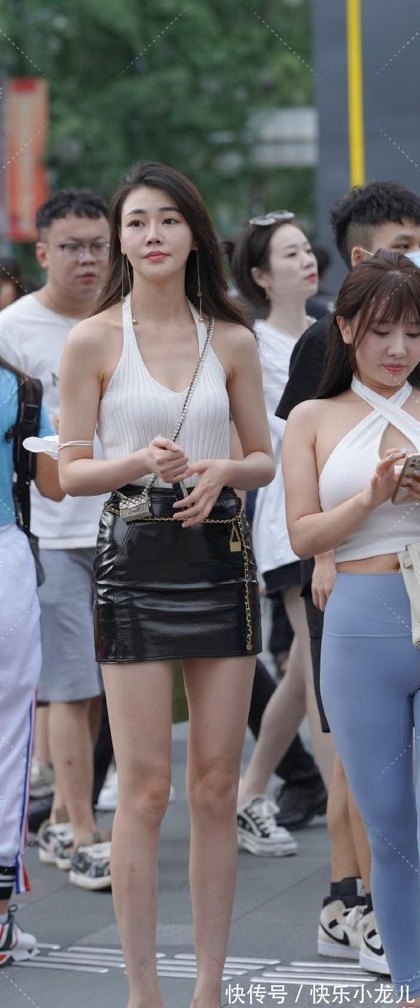 包臀裙 充满女人味的包臀裙穿搭,轻盈舒适又大方,极具气质