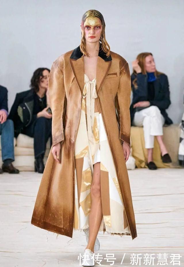 这些“旧球鞋”火极了老爹鞋的时髦C位保不住了…