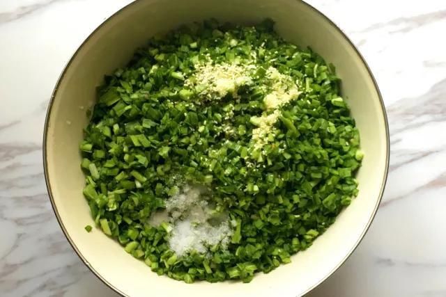 燕阵|趣味早餐食谱：又大又好吃的韭菜鲜肉大馄饨