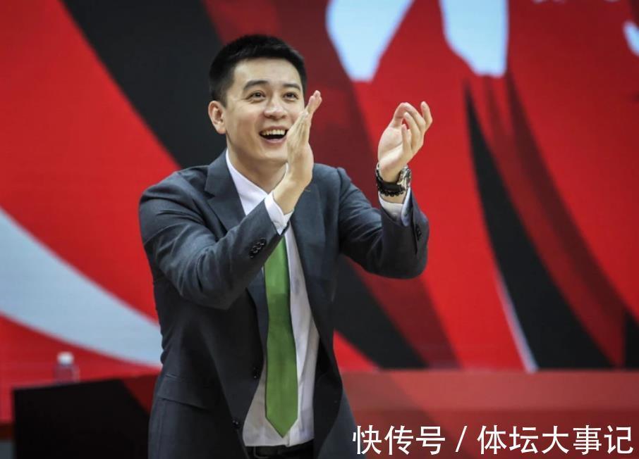 阵容|央视直播!京辽圣诞大战阵容对比,林书豪状态欠佳,韩德君PK双塔