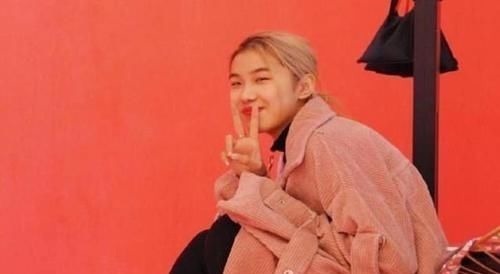 刘思琪|“巨婴”刘思琪,16岁吃饭靠人喂,如今大变样,现在变化很惊艳