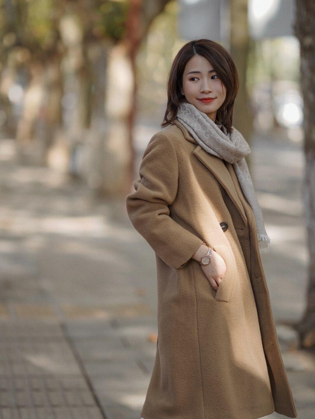 高跟鞋 冬天穿不出时尚感?不妨看看大衣穿搭示范,照着搭美得不像话