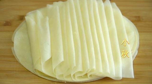 怎么烙饼才能比纸薄教你一个小技巧,一次12张,个个轻薄透亮